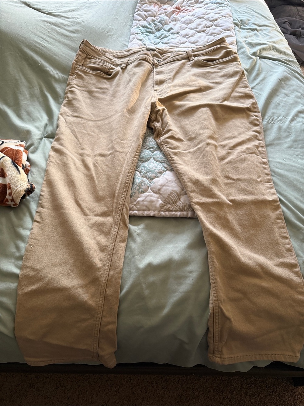 Lot of 3 Men's Classic Chino and Jean Pants in Tan, Brown, and Dark Blue Jea